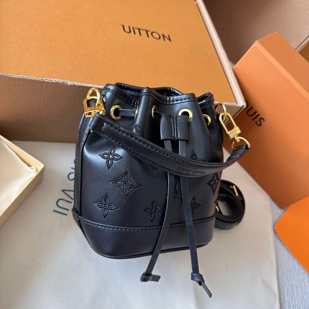 Fashion New Embroidered Bucket Bag KL1023071815