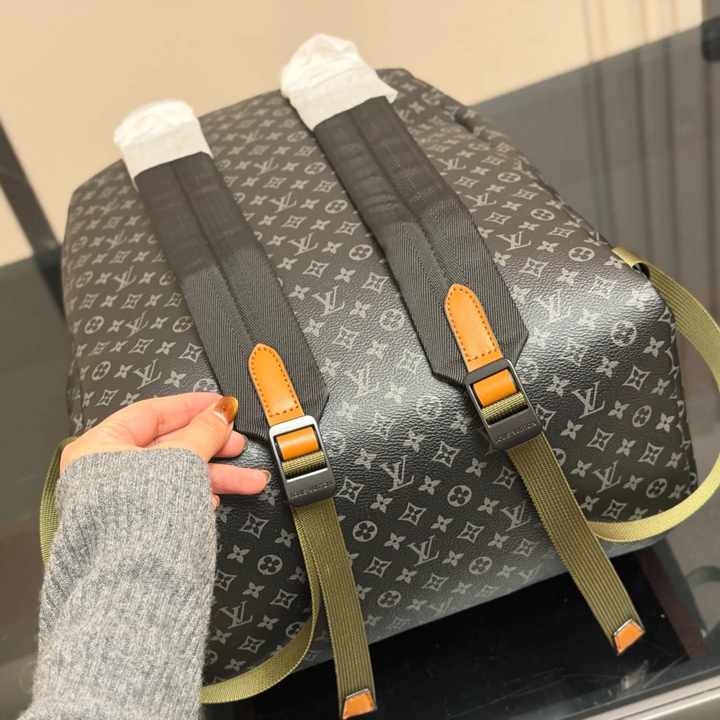 New backpack 1425121610