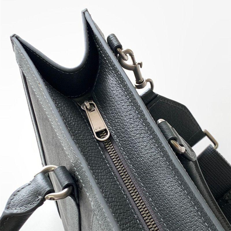 Fashion and versatile large capacity leisure bag 1023121305