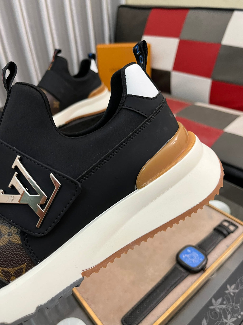 L fashion print rubber sole sneakers 0724120902