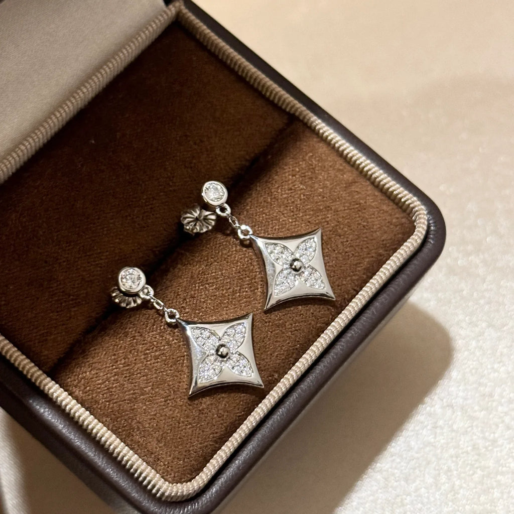 New stylish floral stud earrings with rhinestones 1426013003
