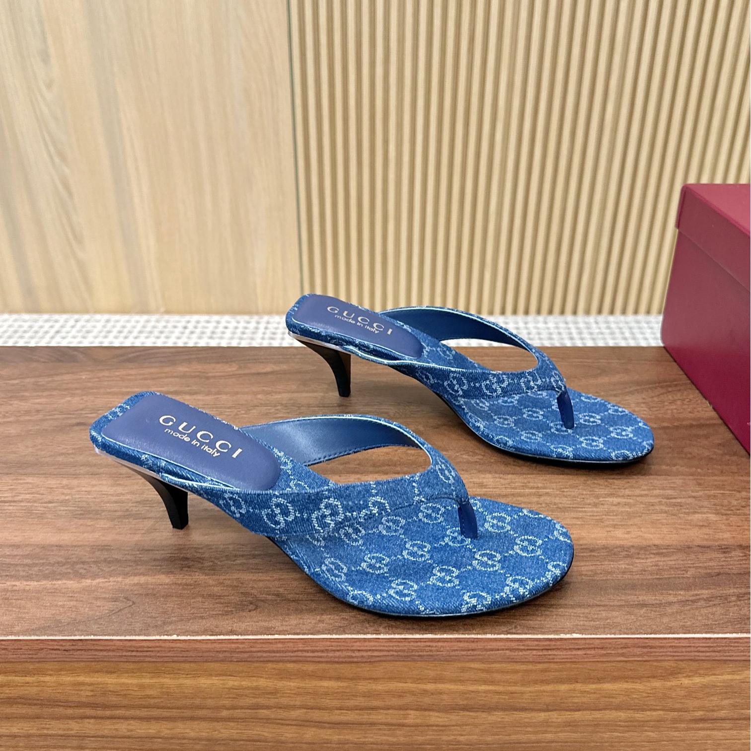 Fashionable high heel flip flops 0726041701