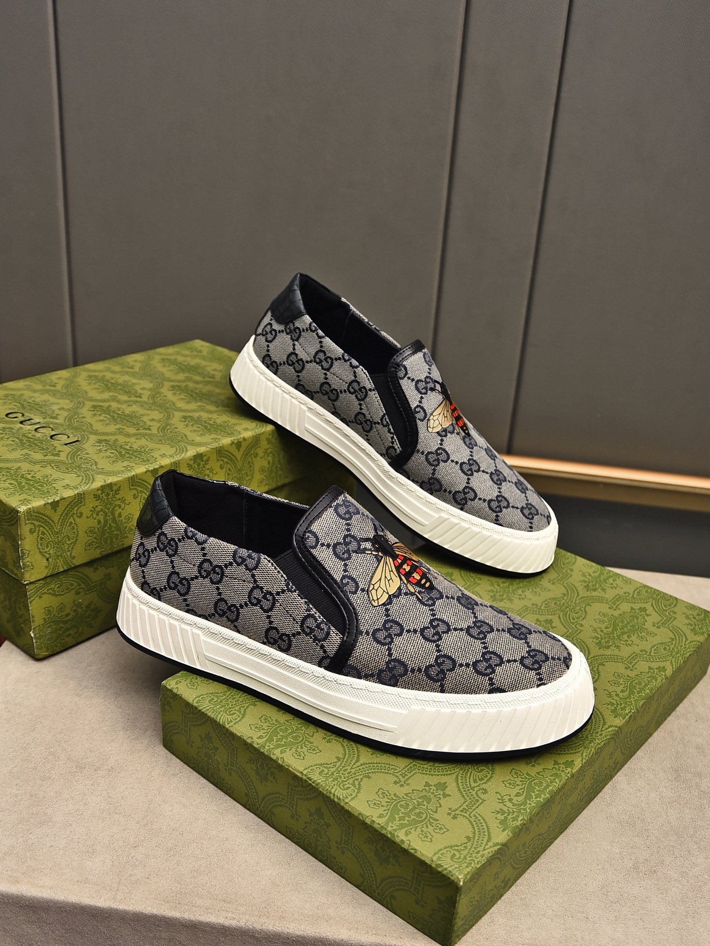 fashion breathable printed slip-on shoes 0725040703