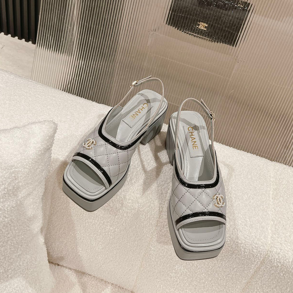 luxury platform sandals XC0723071703