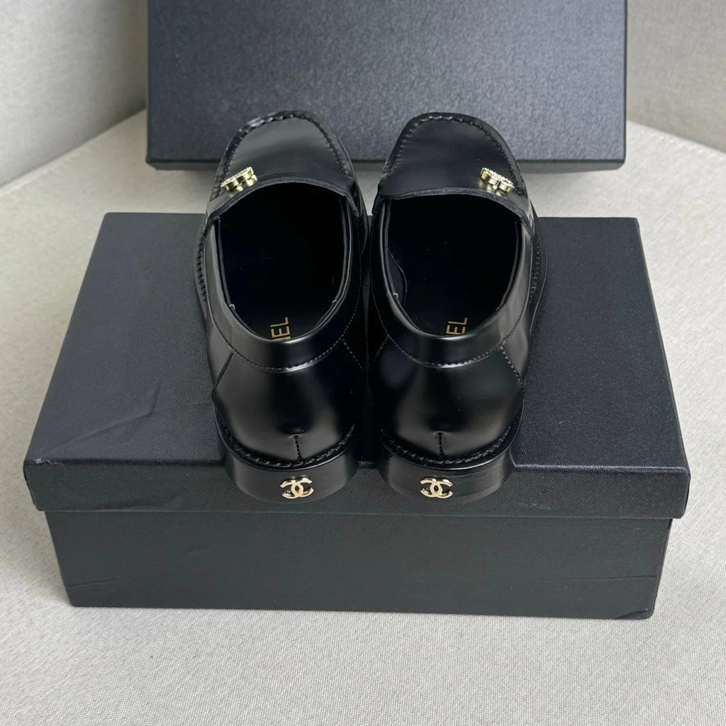 Women's Black Leather CC Logo Slip On Loafers