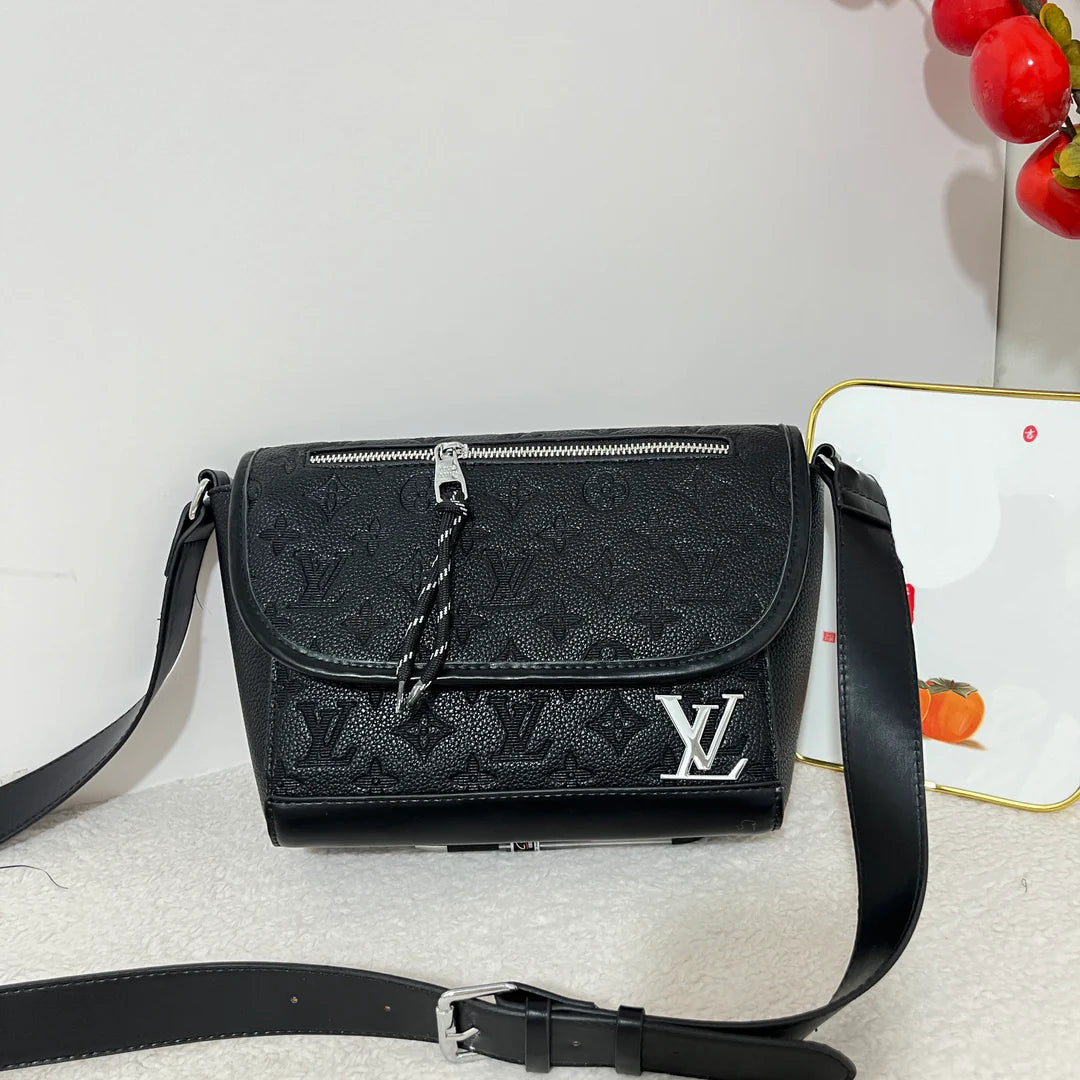 Best-Selling Men's Shoulder Bags SCB1026070702