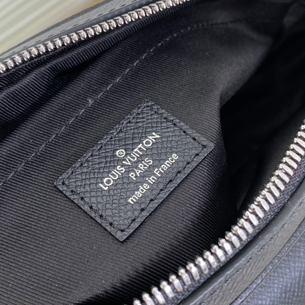 L Fashion printed messenger bag 0725052721