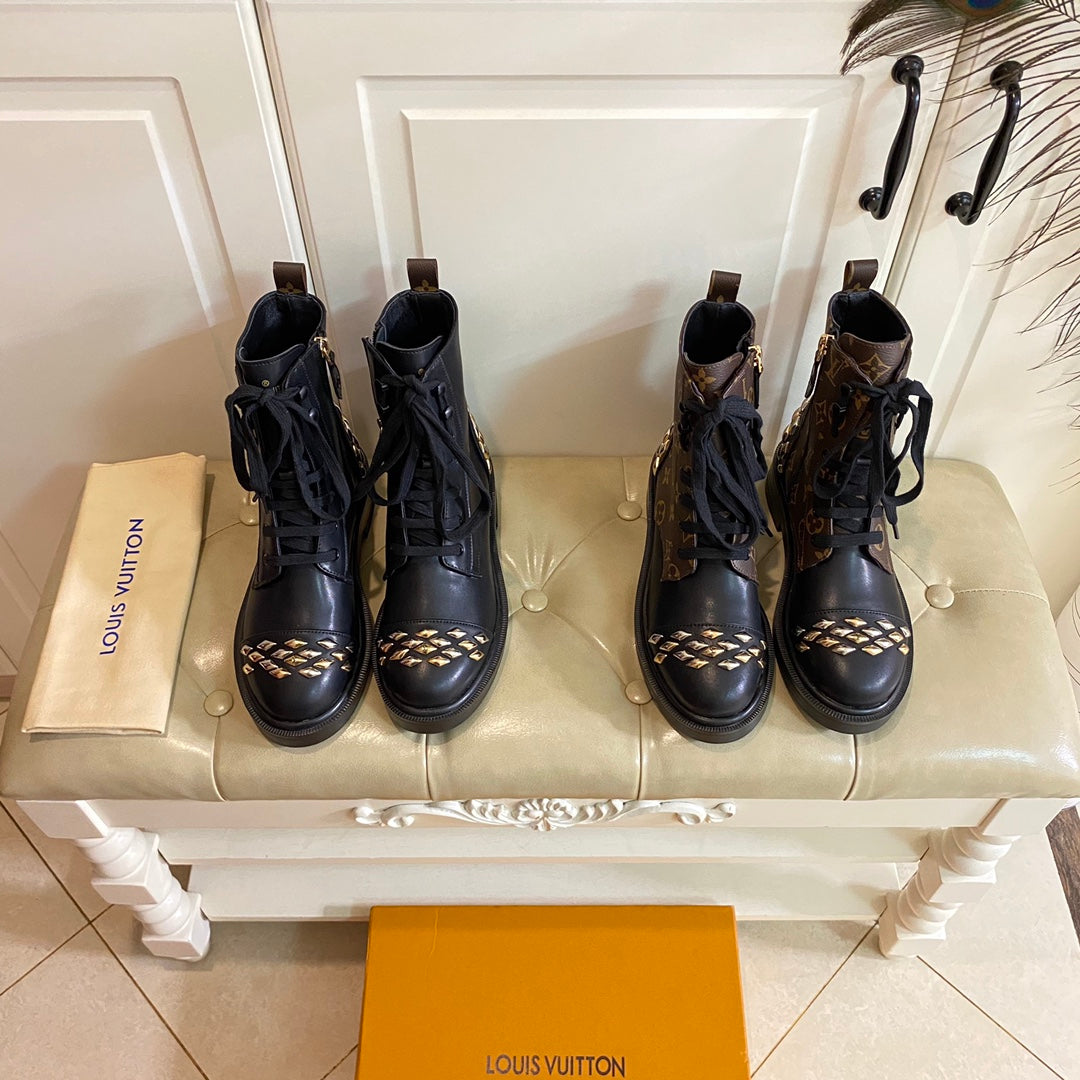 V cowhide/classic flower boots 0724090502