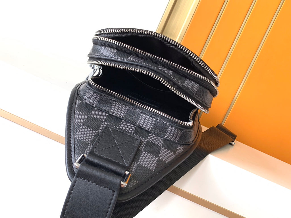 L fashion checkered chest bag 0725052705