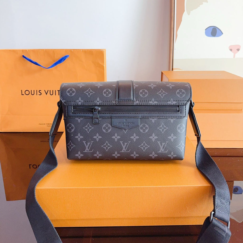 L S-Ca¥e Messenger Bag XC24092702