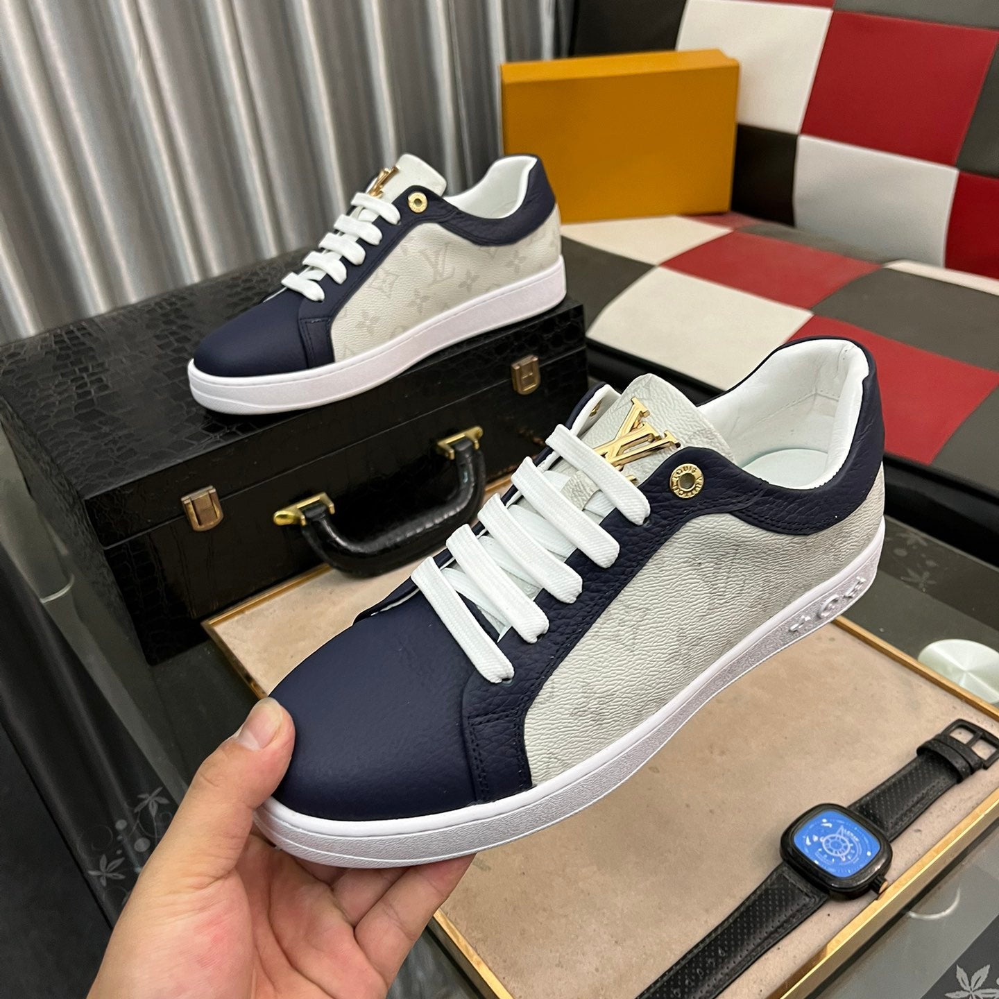 Men's stylish modern sneakers XC0723113005
