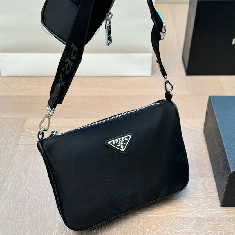 P 2-in-1 Crossbody Bag 1024112102