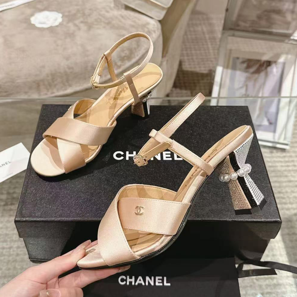 Mary Jane exquisite pearl hot diamond combination high heels 1824061801