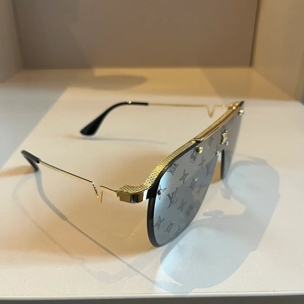 V Fashion Printed Sunglasses 0724022006