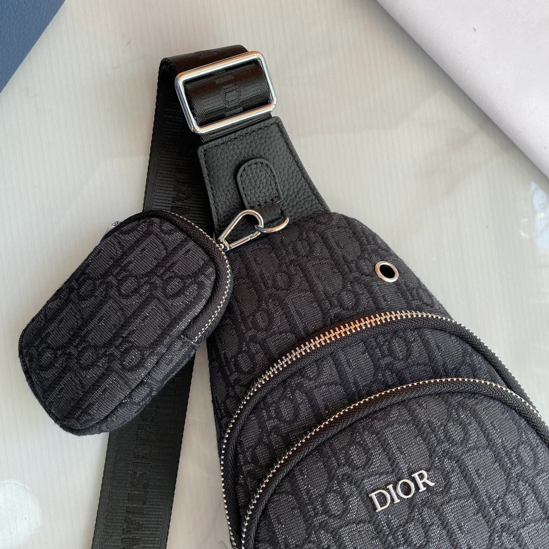 Fashion casual and handsome men's chest bag 1024070104