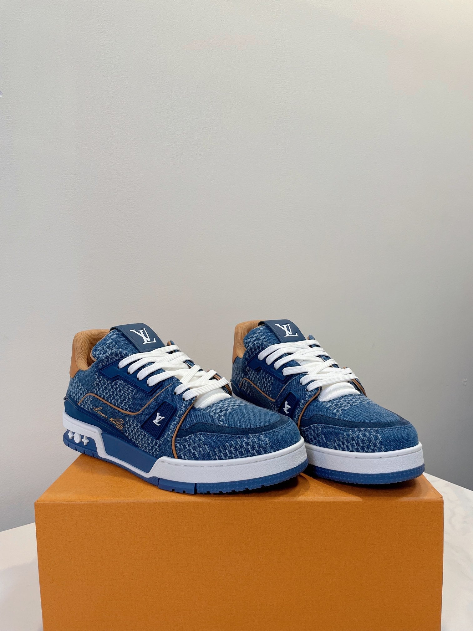 L Trainer Sneaker 1824120912