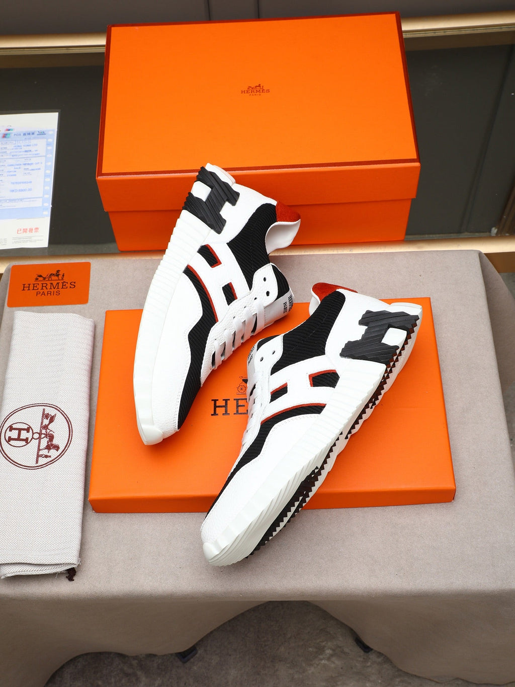 H Fashion Bouncing sneakers 0725052808