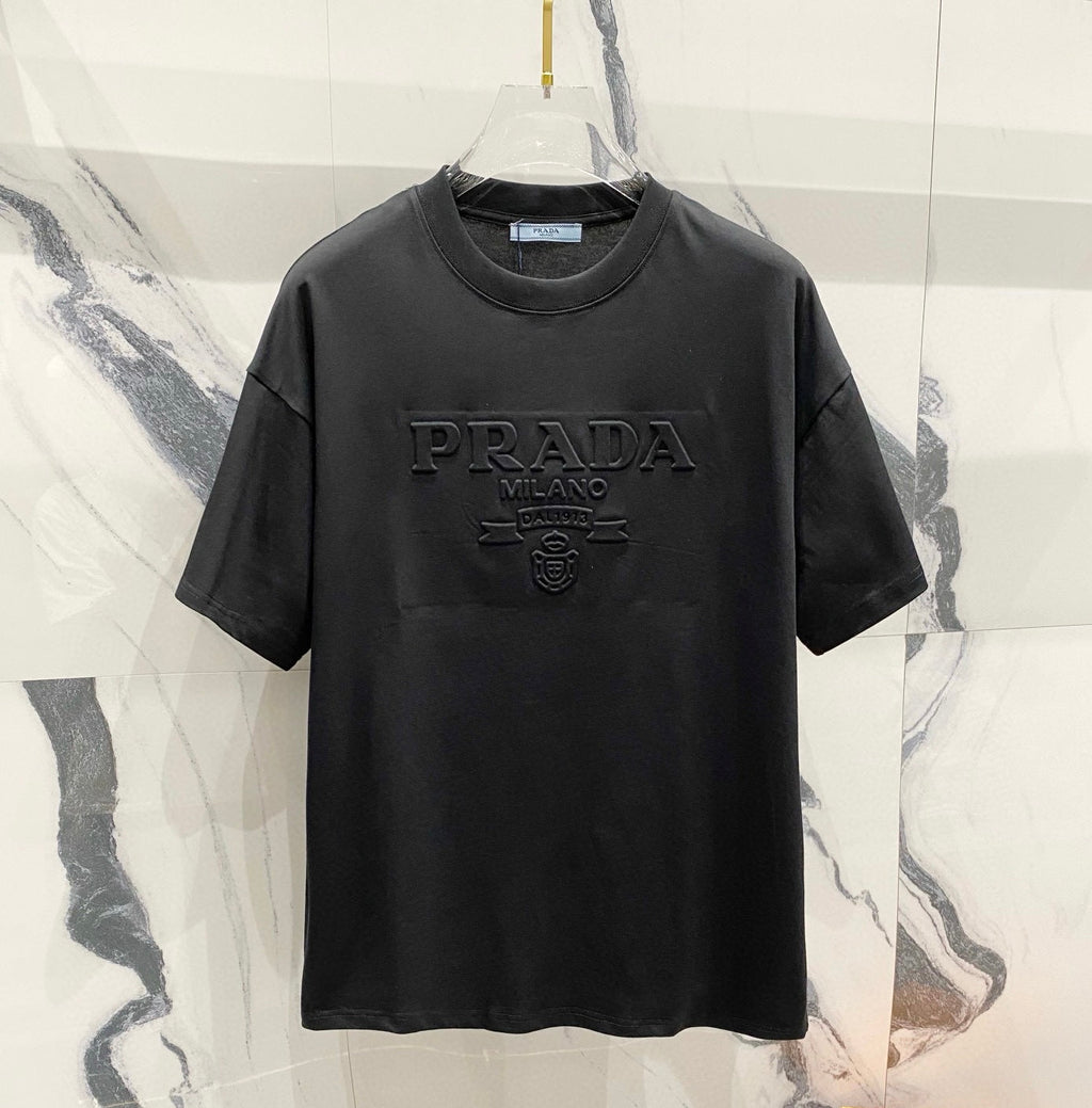 P fashion embossed three-dimensional relief T-shirt 0725041101