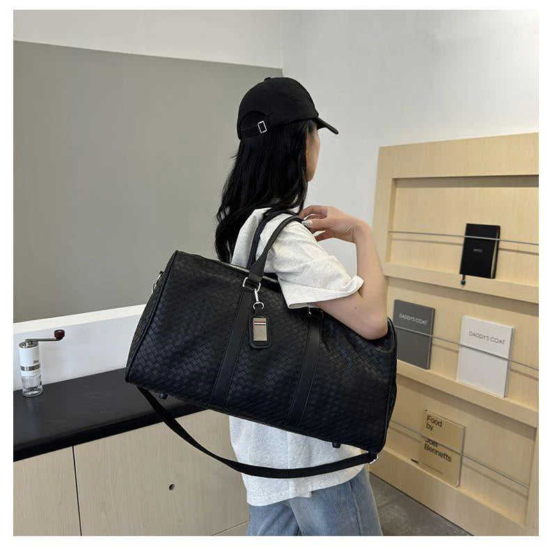 Fashion Travel Bag Large Capacity Portable Sports Crossbody Bag 1024060501