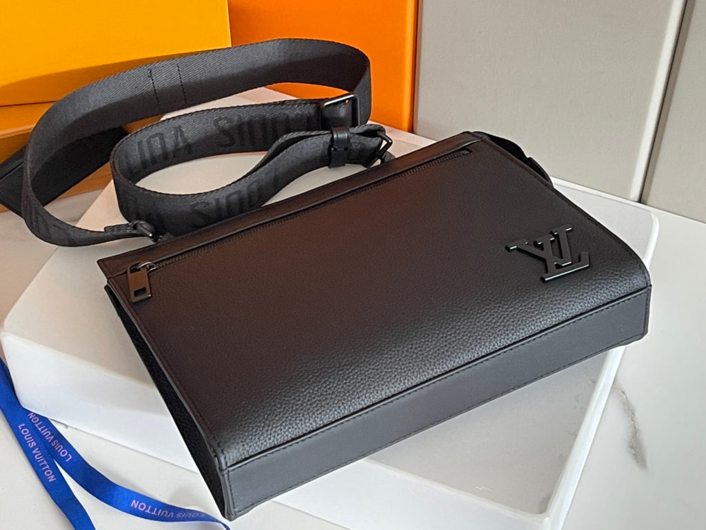 VV fashion single-shoulder crossbody bag 0725061815