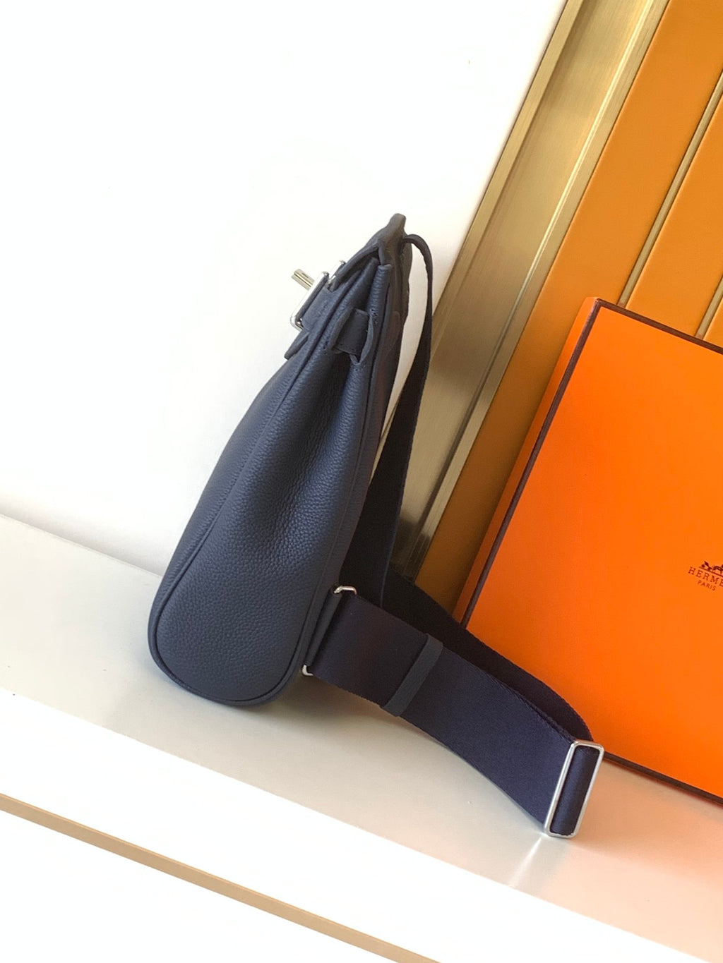 H fashion leather chest bag 0725052702