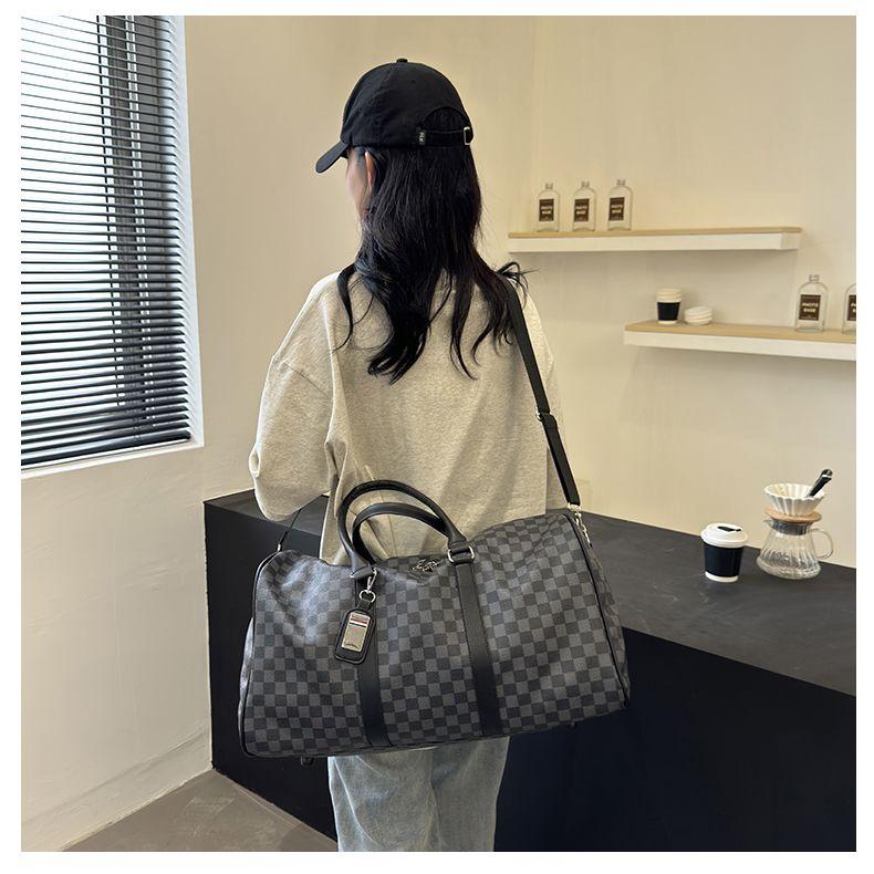 Fashion Travel Bag Large Capacity Portable Sports Crossbody Bag 1024060501