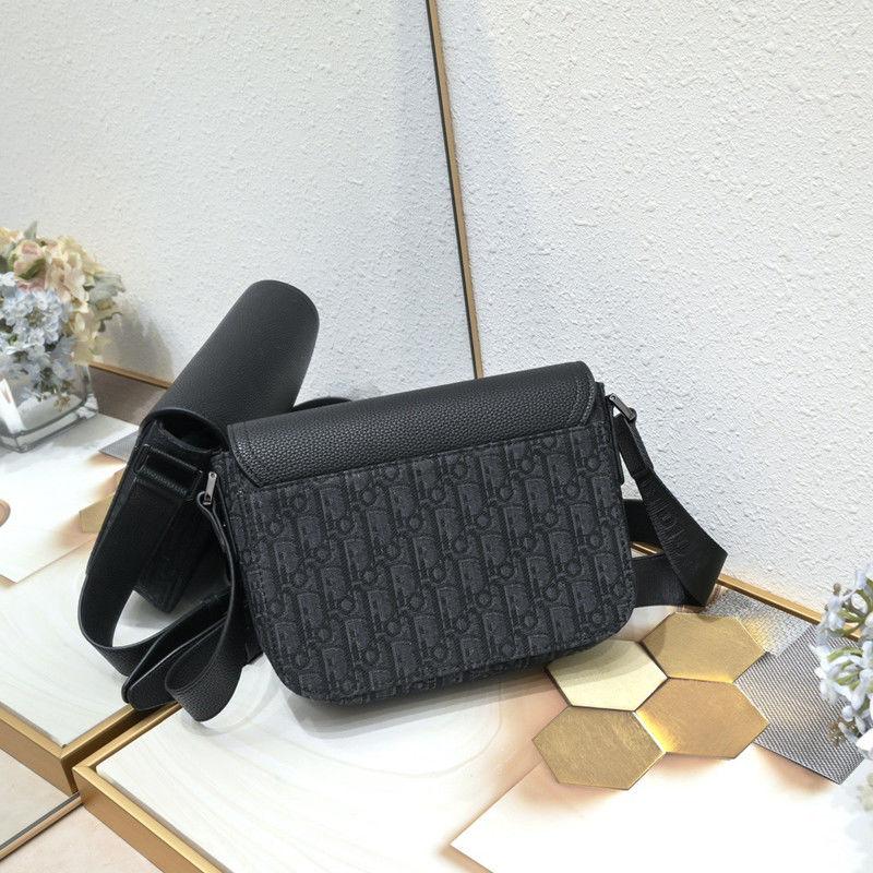 Fashion Business One Shoulder Crossbody Bag 1023121306