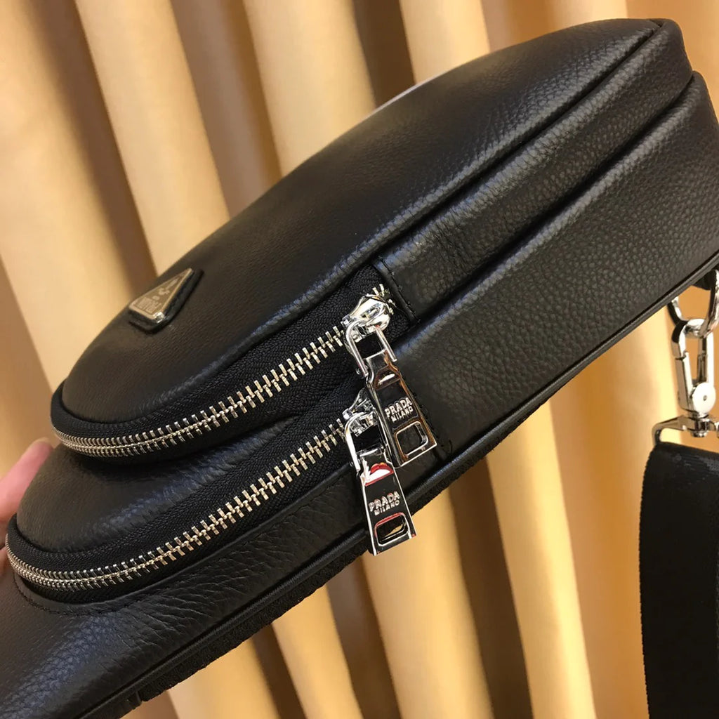 New men's versatile chest bag 1024030718