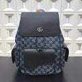 Large capacity backpack 1425123011