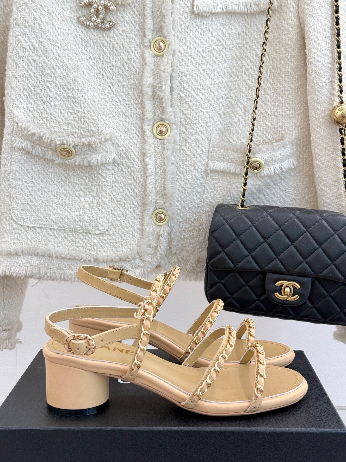 Double C chain thick heel sandals 0725042807