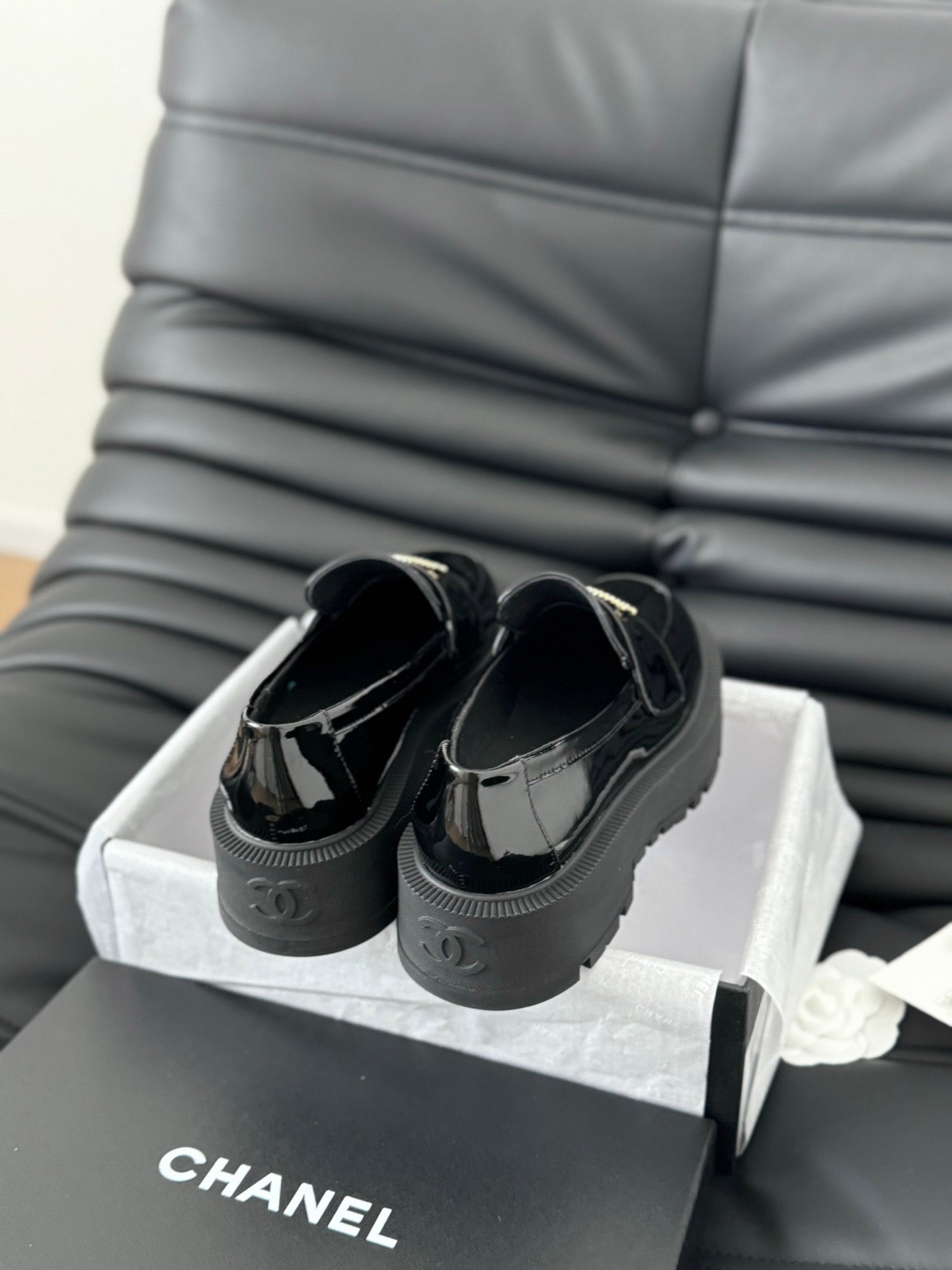 24b New Fashion Leather Loafers 0724080601