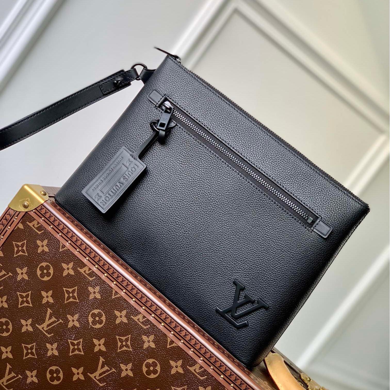L fashionable leather handbag 0725052725