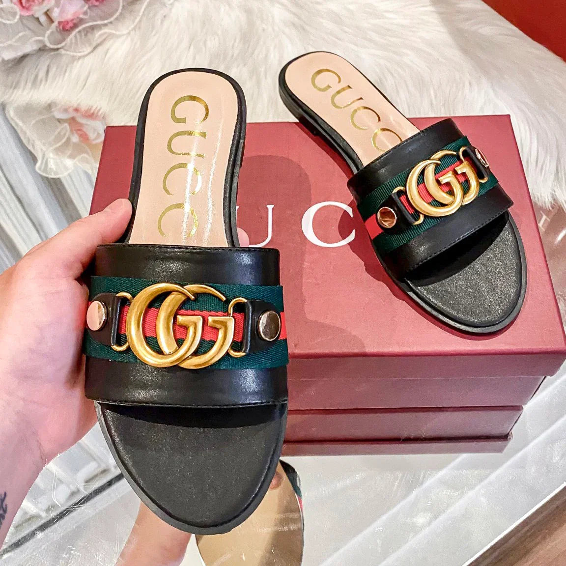 Classic Logo Woven Sandals 1025070209