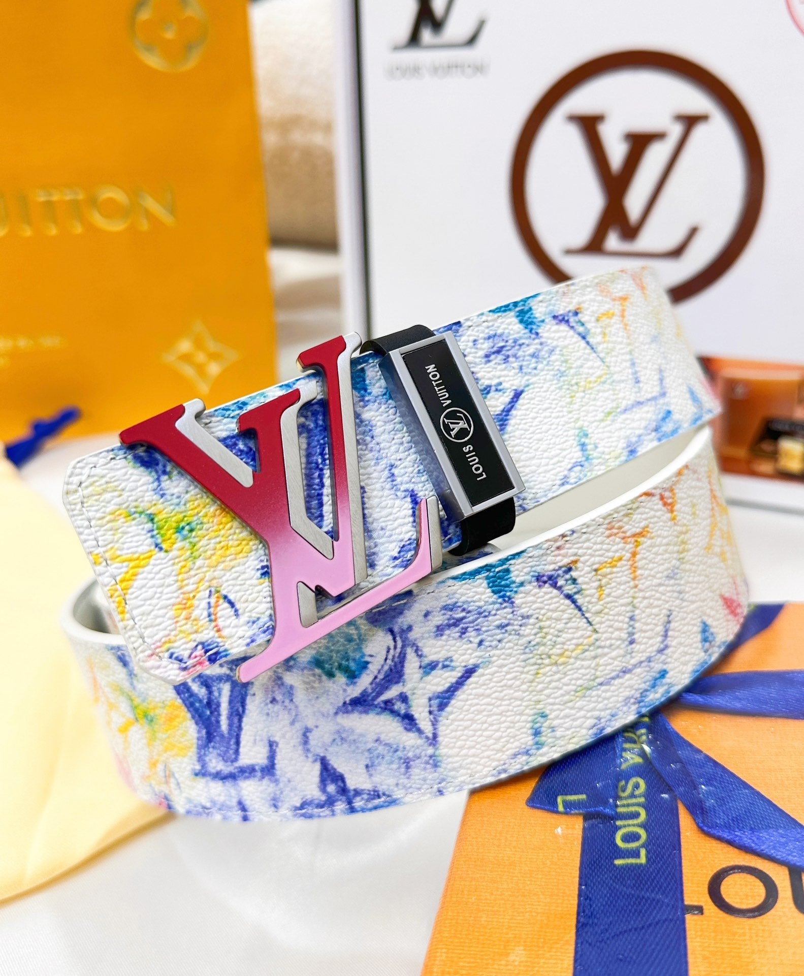 V graffiti painted leather belt 0724031403