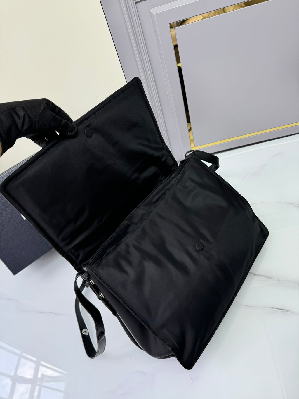 P Fashion Nylon Large Capacity Messenger Bag 0725012102