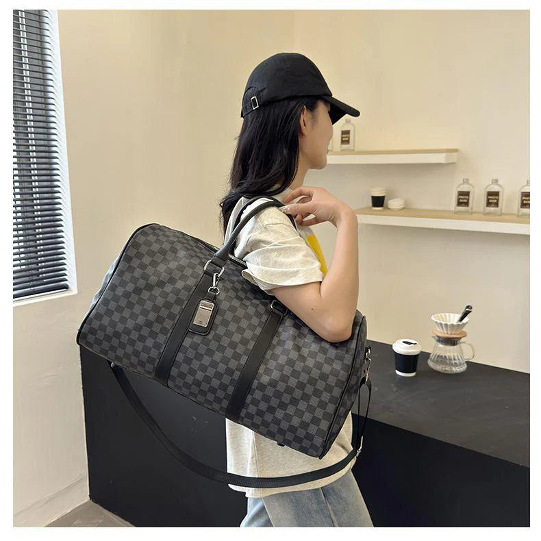 Fashion Travel Bag Large Capacity Portable Sports Crossbody Bag 1024060501