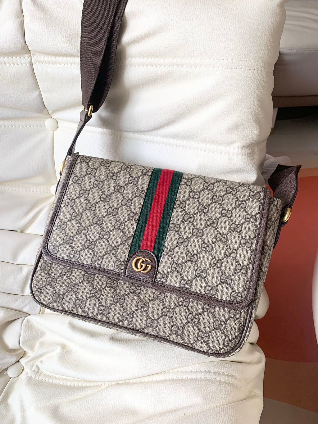 G fashion single-shoulder crossbody bag 0725061803
