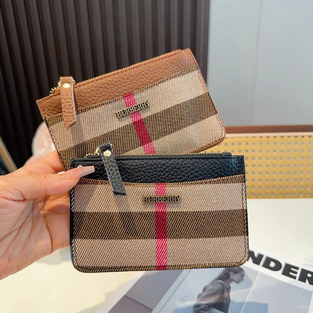 Compact and lightweight coin and key bag 1025061301