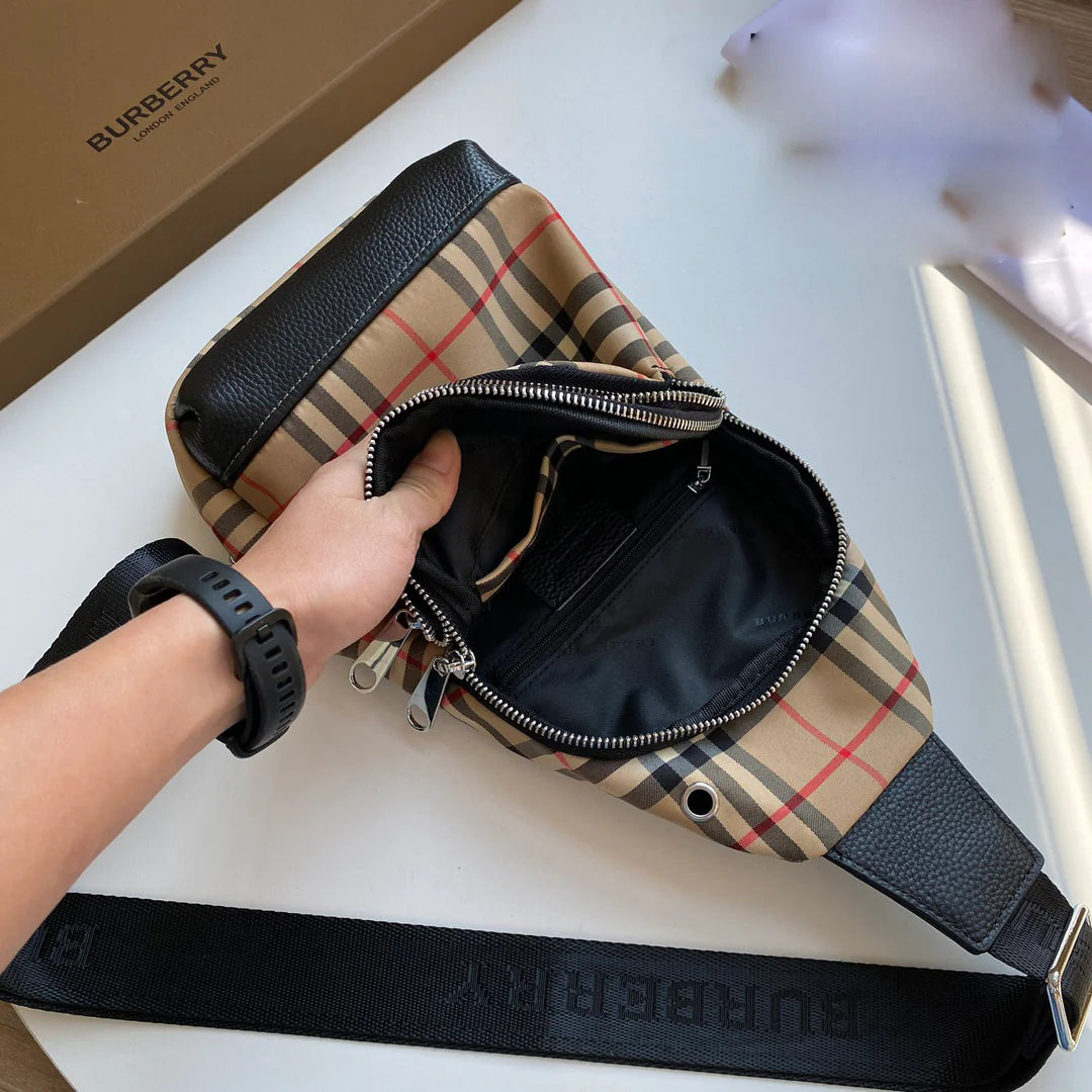Men's new fashionable and versatile chest bag 1024072920
