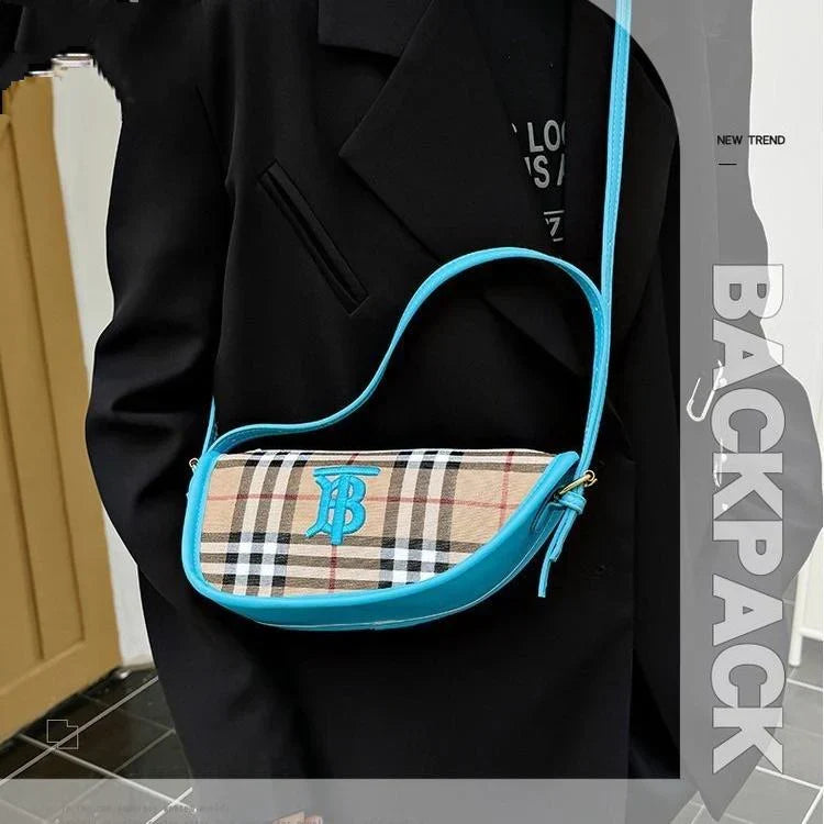 New Large Capacity Commuter Leisure All-match Shoulder Bag 1024070319