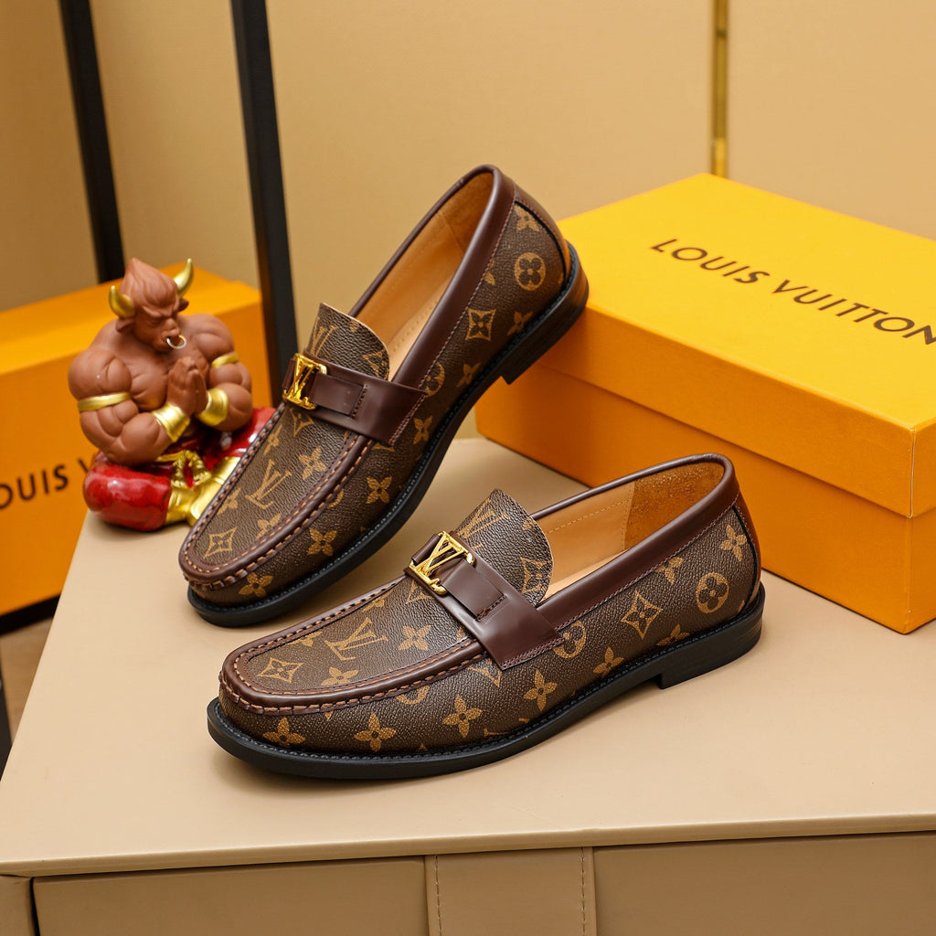 V print fashion leather shoes 0724050603