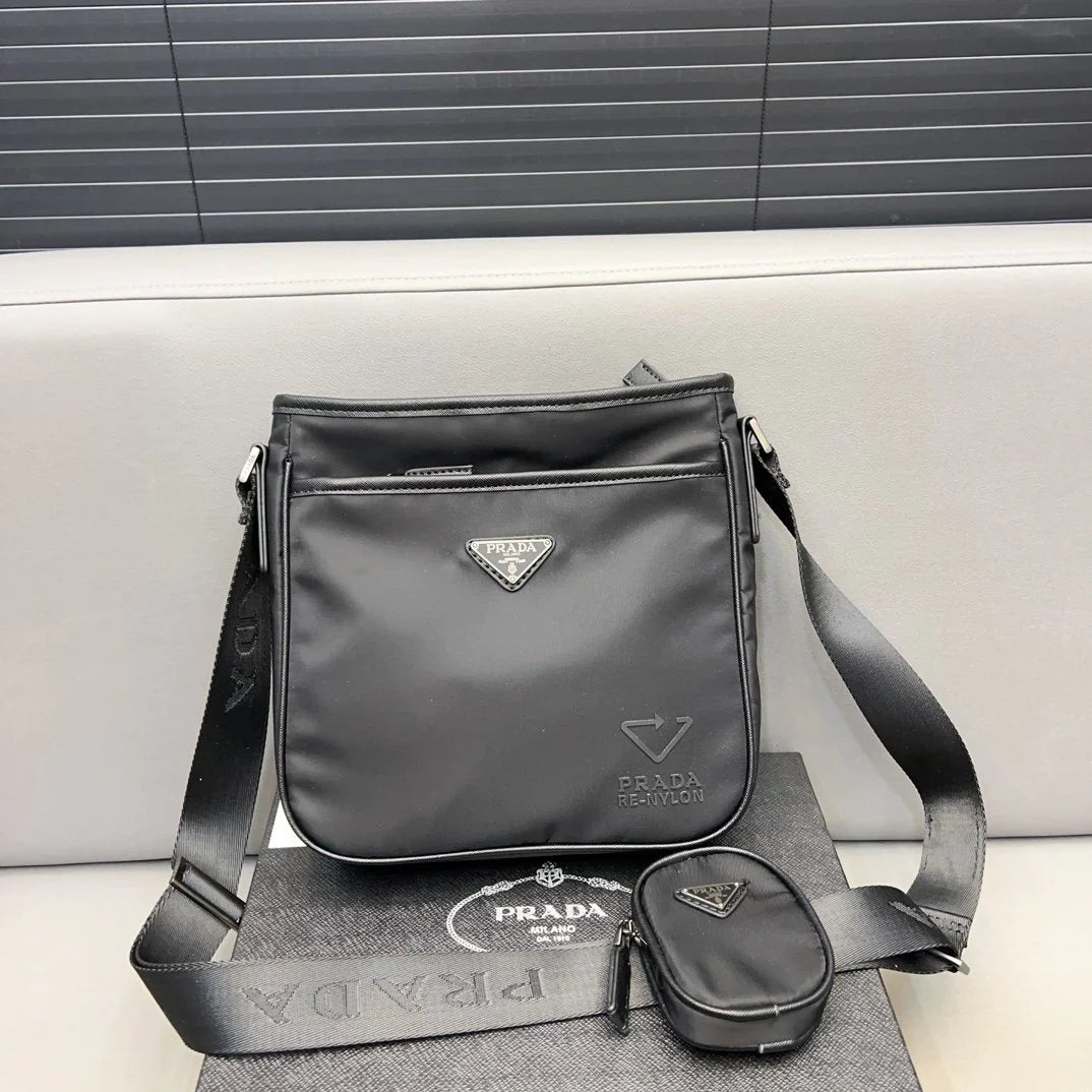 New Classic Versatile Shoulder Bag Crossbody Bag 1024011010