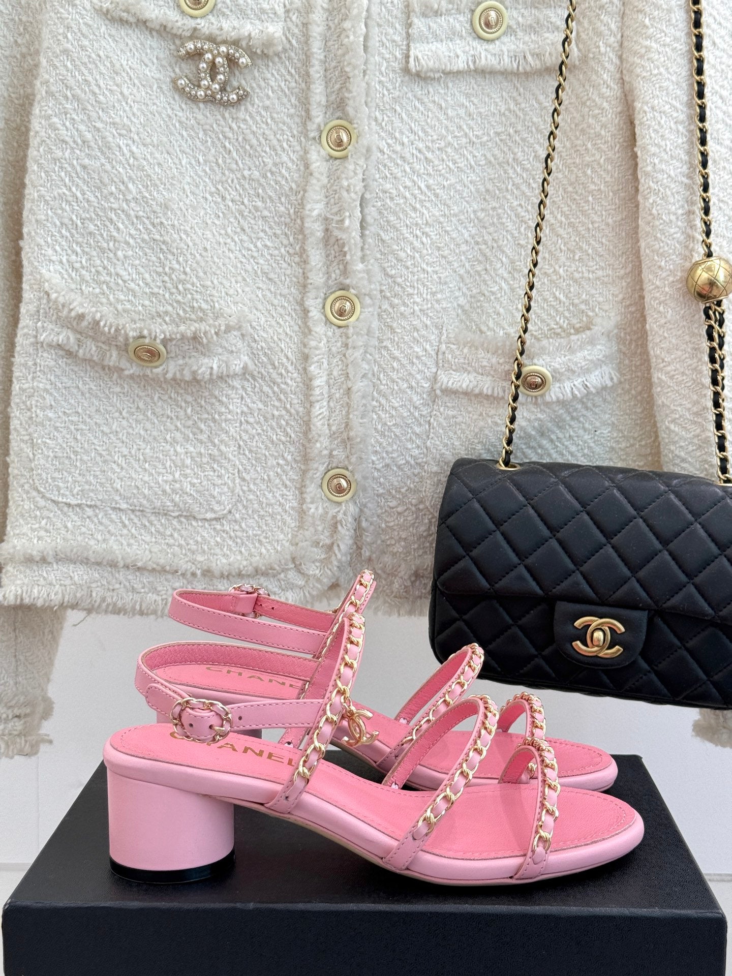 Double C chain thick heel sandals 0725042807