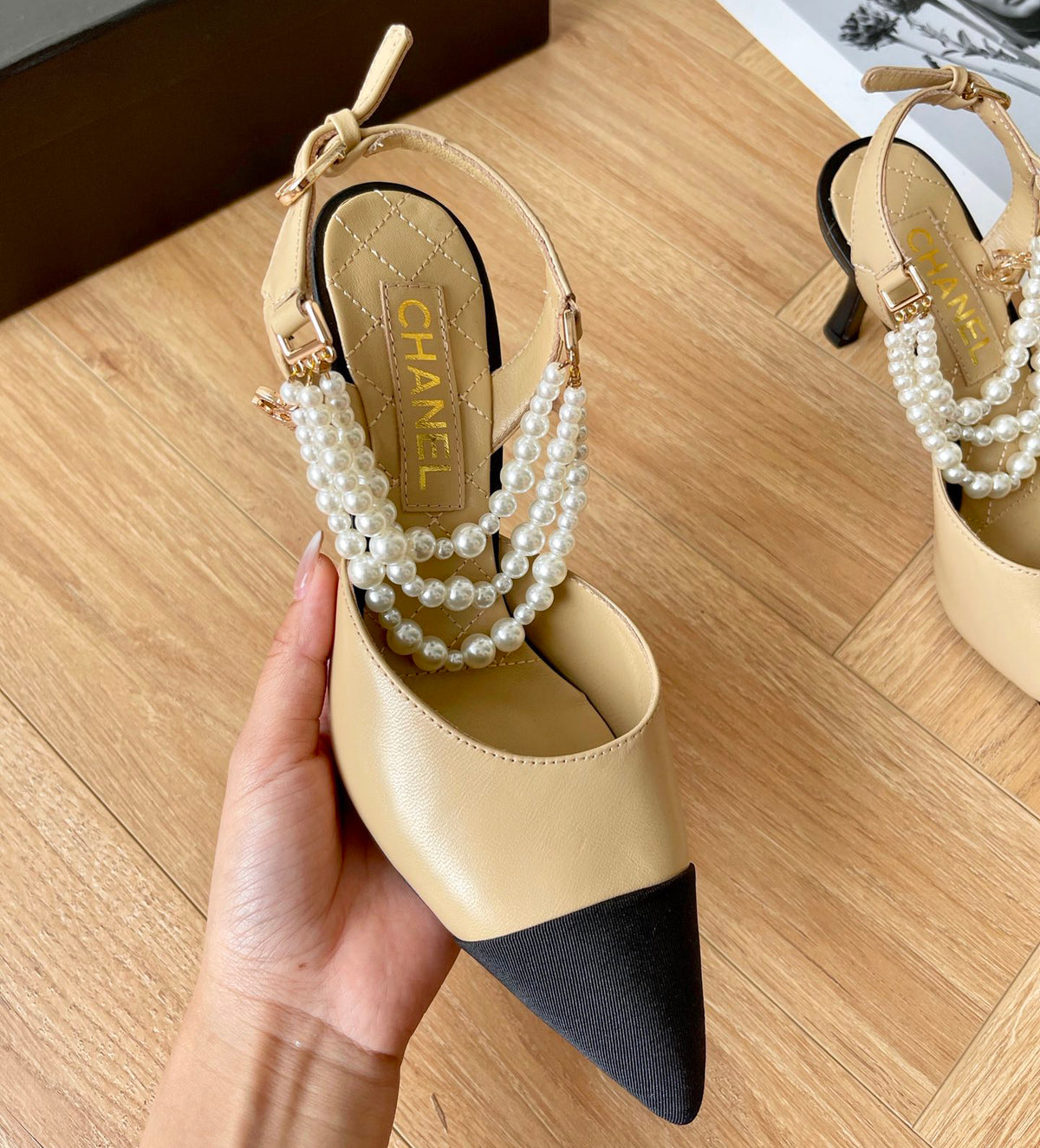 Pointed pearl chain high heel sandals 1824070202
