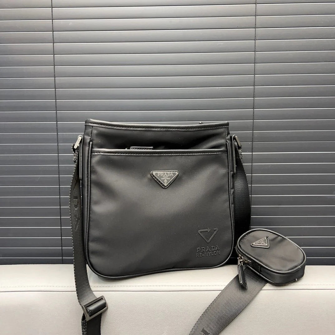 New Classic Versatile Shoulder Bag Crossbody Bag 1024011010