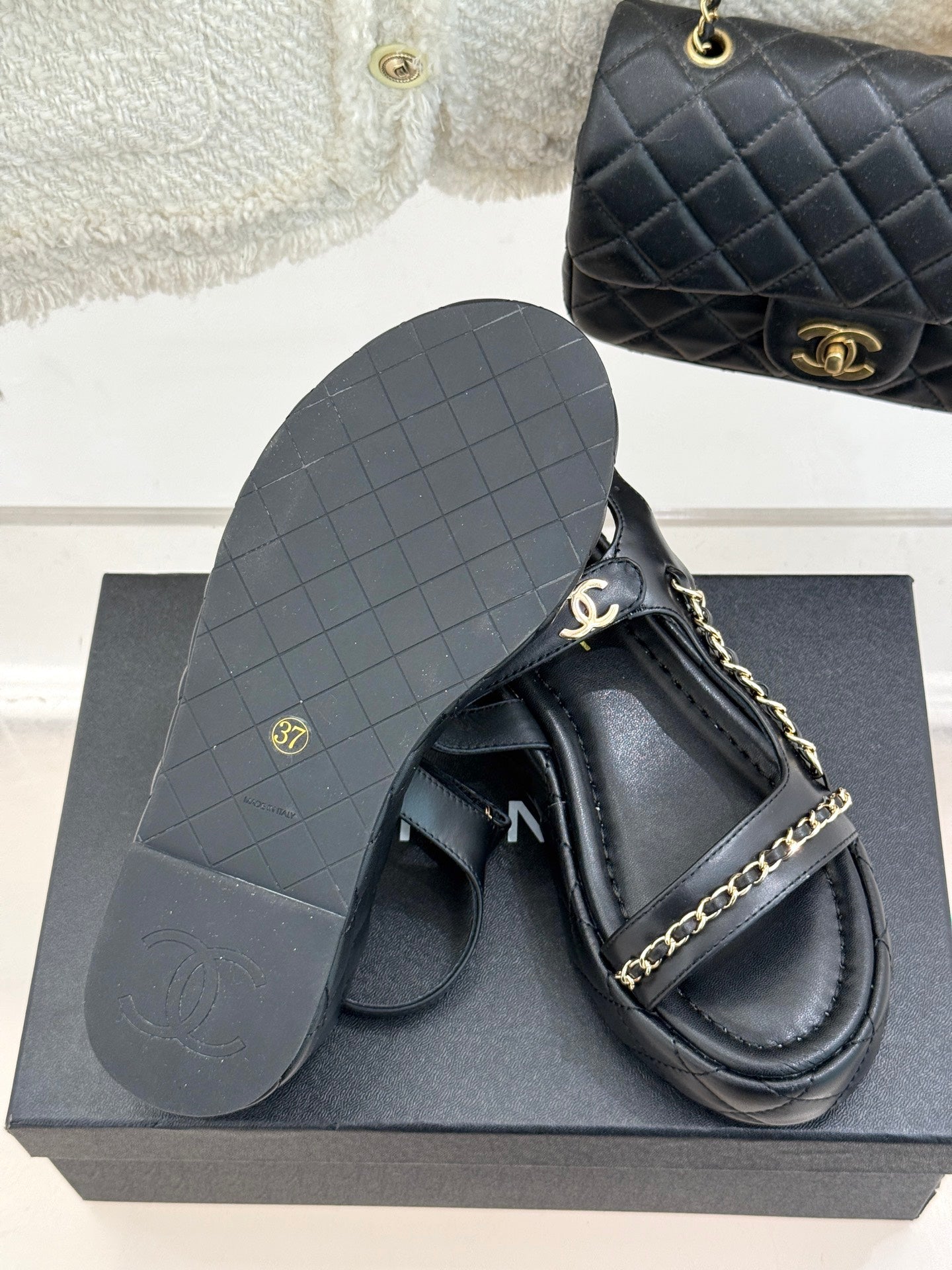 Diamond chain thick-soled platform sandals 0725031110