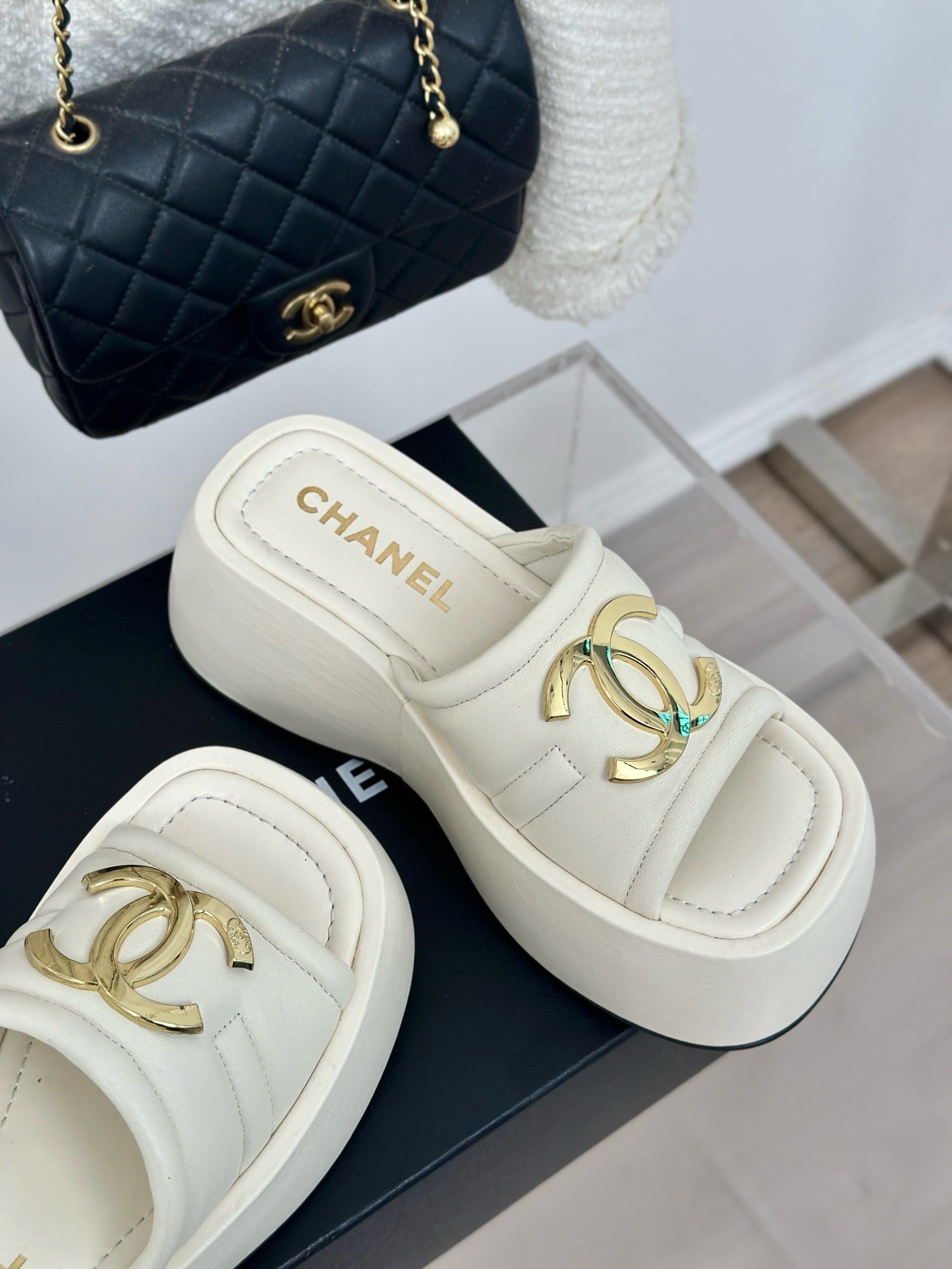 Women Leather Platform Sandal 0724062801