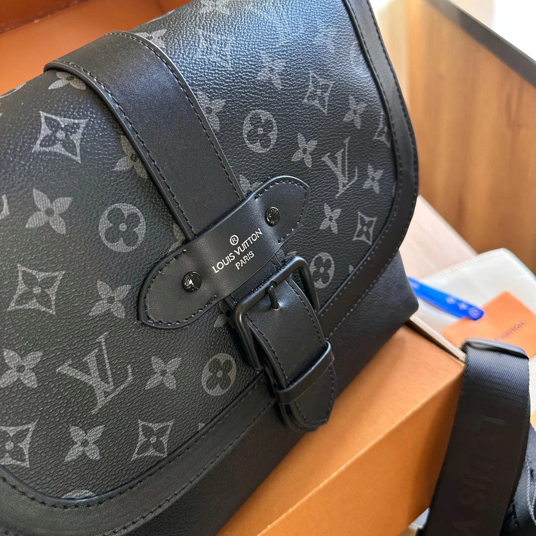 New Bright Color Leather handmade V logo Women's HandbagsXC05202412501
