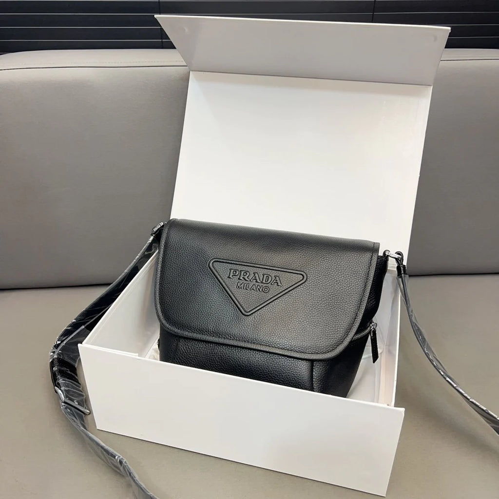 New fashion men's versatile crossbody bag 1024011013