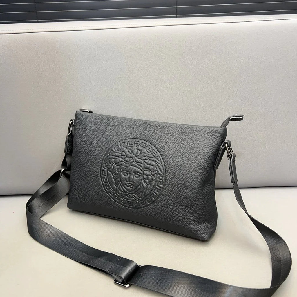 New Classic Versatile Shoulder Bag Crossbody Bag 1024011006
